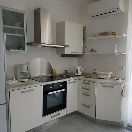 2pcs A 100 M De La Au Calme Lejlighed