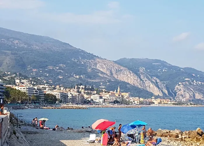 2pcs A 100 M De La Au Calme Apartment Menton
